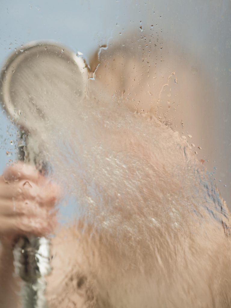 R290 heat pump supporting domestic hot water hygiene through an automatic high-temperature disinfection cycle