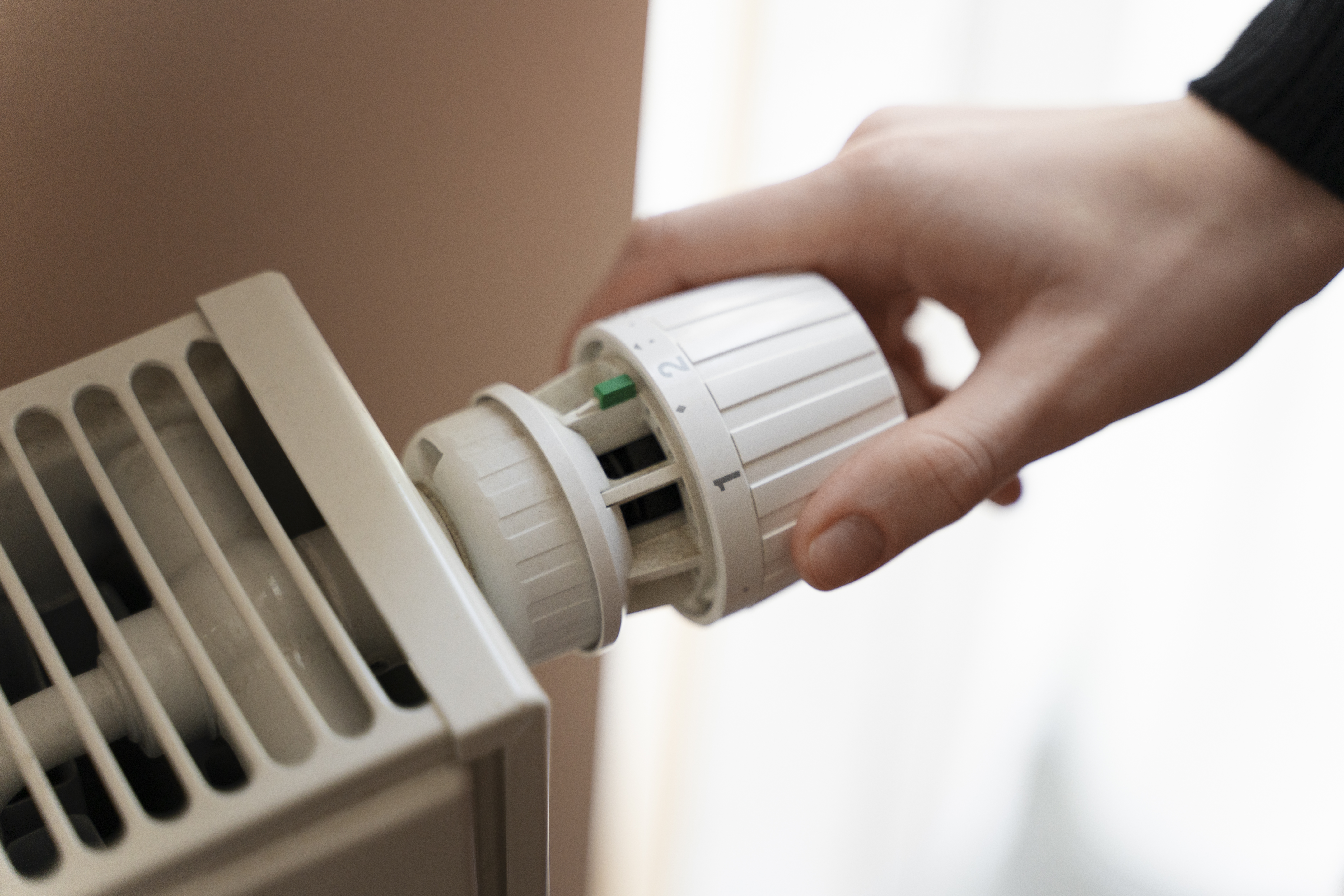 Can a Heat Pump Replace a Gas Boiler Without Changing the Whole Home?